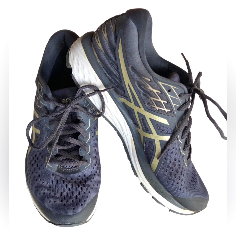 Asics Running Shoes Gel Cumulus 21 with Flytefoam technology